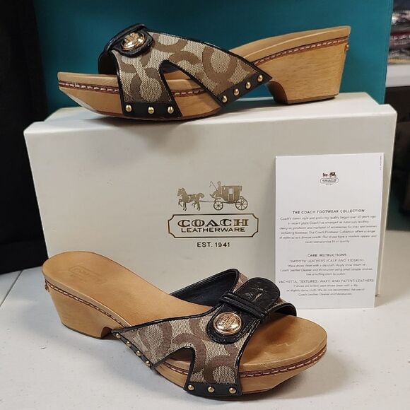 Coach Women's 7 Black and Tan Sandals - Picture 1 of 8